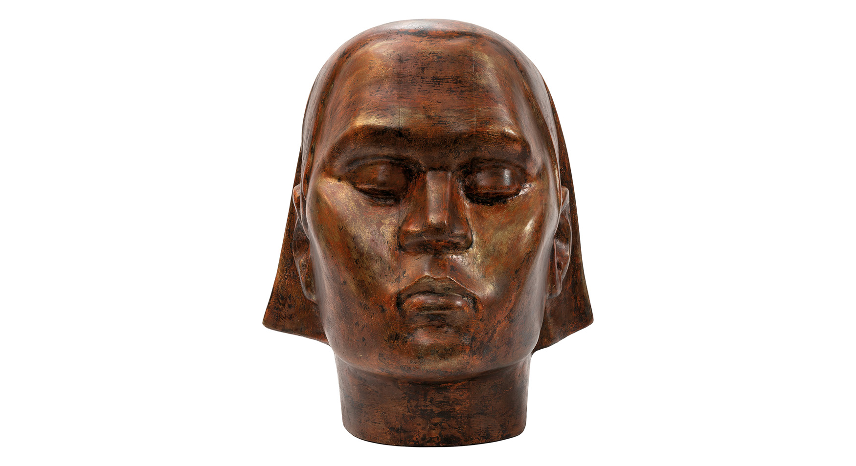 Janusz Wilden, Głowa Janusz Wilden
urodzony w 1906 roku w Warszawie – zmarł w 1991 roku w Warszawie
Głowa
powstała w 1957 roku
Drewno polichromowane
wymiary: 30 x 27 x 32 cm
Muzeum Zamoyskich w Kozłówce
numer inwentarza: MPK/SW/690
Przed nami imponująca rzeźba dużej, idealizowanej głowy wykonanej z ciemnego, polichromowanego drewna, którego głęboka barwa nadaje dziełu szlachetność i powagę. Twarz, choć uproszczona i pozbawiona naturalistycznych detali, zachwyca symetrią i monumentalnością formy. Szerokie policzki, masywny, szeroki nos oraz pełne, lekko zaciśnięte usta tworzą wyraz siły i godności.
Oczy – zamknięte, z wyraźnie zarysowanymi powiekami – sprawiają, że twarz zdaje się być pogrążona w medytacyjnym skupieniu. Gładkie czoło oraz wysokie kości policzkowe podkreślają niemal architektoniczną strukturę, nadając rzeźbie charakter symboliczny i ponadczasowy.
Włosy zredukowane do prostych, gładkich płaszczyzn opadają po bokach głowy, przypominając hełm lub ciężką kotarę, co wzmacnia wrażenie spokoju i powagi. Ta minimalistyczna forma jest wyrazem skupienia i wewnętrznej siły, jakby głowa stała się ucieleśnieniem duchowej obecności.
Całość zachwyca klarownością, równowagą i intensywną prostotą, które przenoszą widza w przestrzeń medytacji i refleksji nad istotą bytu.