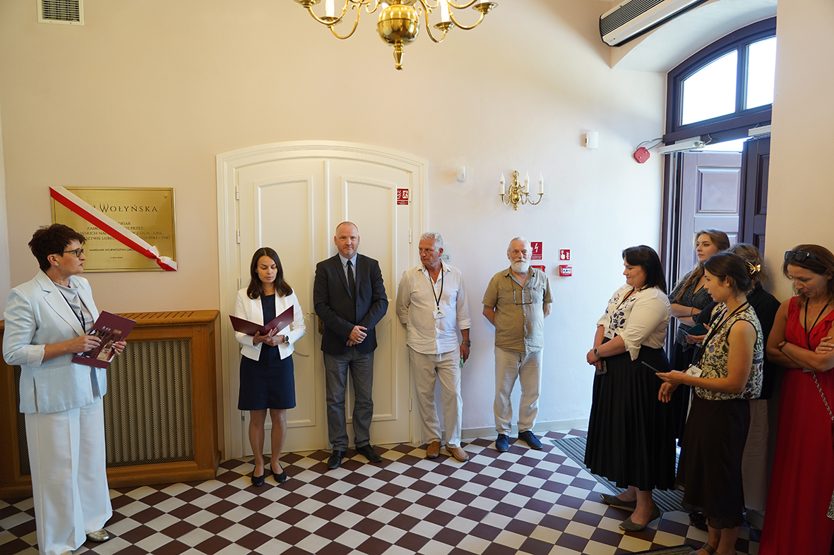 Uroczyste odsłonięcie Tablicy Pamięci Ofiar „Rzezi Wołyńskiej”